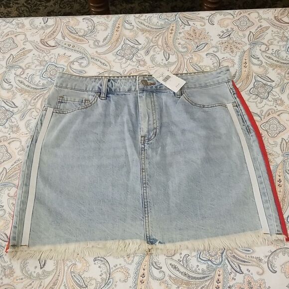 New Kendall and Kylie Denim Striped Midi Skirt Size 30 - Picture 1 of 9